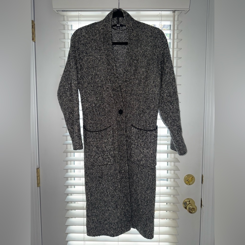 Uniqlo Black and Gray Long Cardigan Sweater